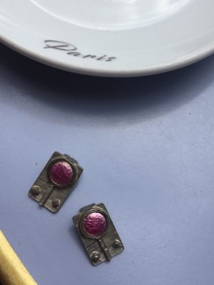 "Futura" Vintage Clip Earrings -Pink