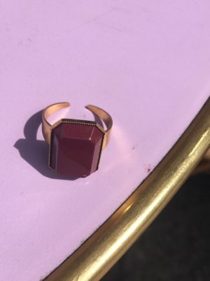 Vintage "Seventy" Ring -Violet