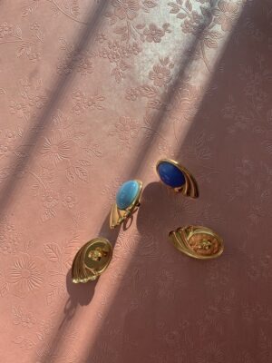 "Ailes" Vintage Earrings