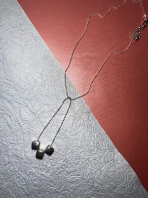 "Dé" Vintage Necklace