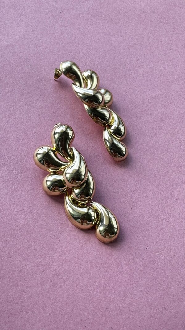 "Fontaine" Vintage Earrings