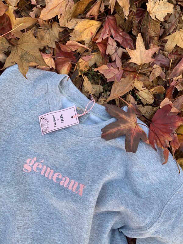 Astrologique Sweater SDG Studio/Copertinamia X CONFETTY -Sport Grey
